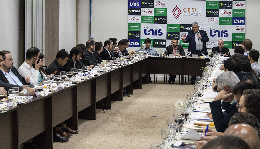 Marcus Pestana é o segundo pré-candidato ao governo de Minas Gerais recebido pelos Conselhos Empresariais